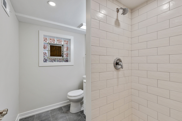 4933 North Keeler Avenue Chicago IL 60630