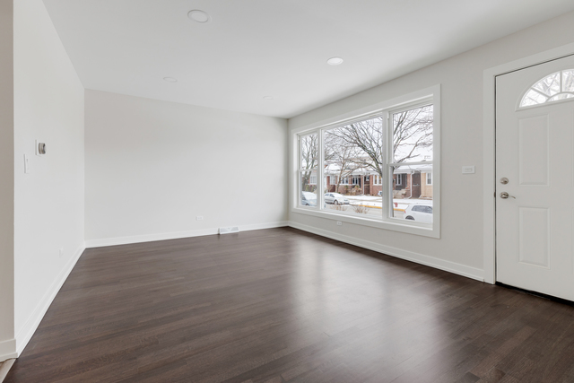 4933 North Keeler Avenue Chicago IL 60630
