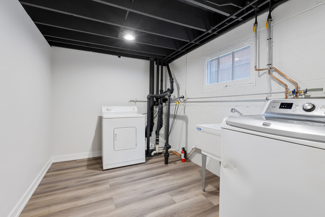 4933 North Keeler Avenue Chicago IL 60630