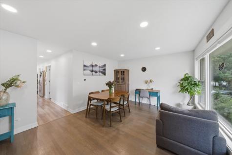 4933 North Keeler Avenue Chicago IL 60630