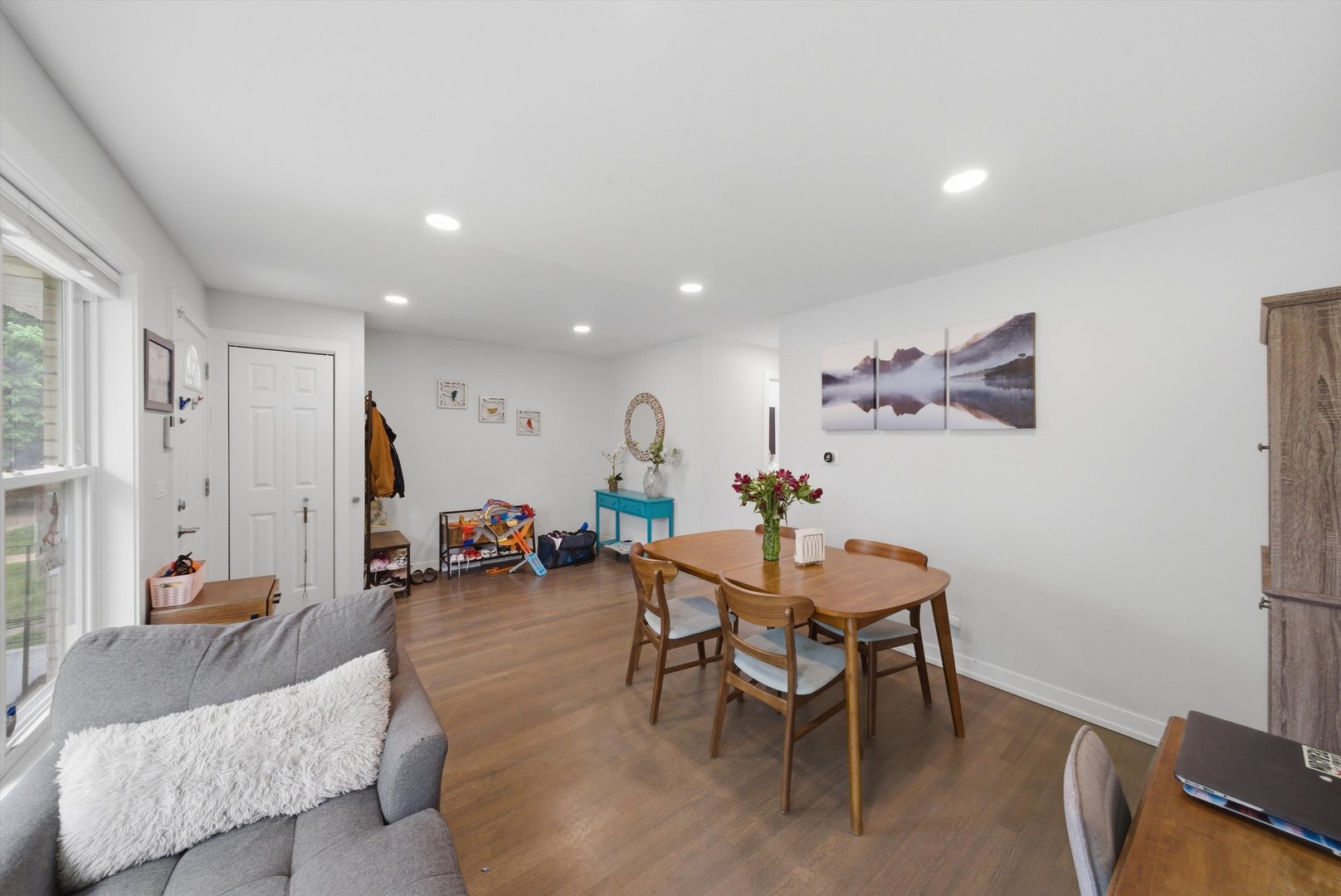 4933 North Keeler Avenue Chicago IL 60630