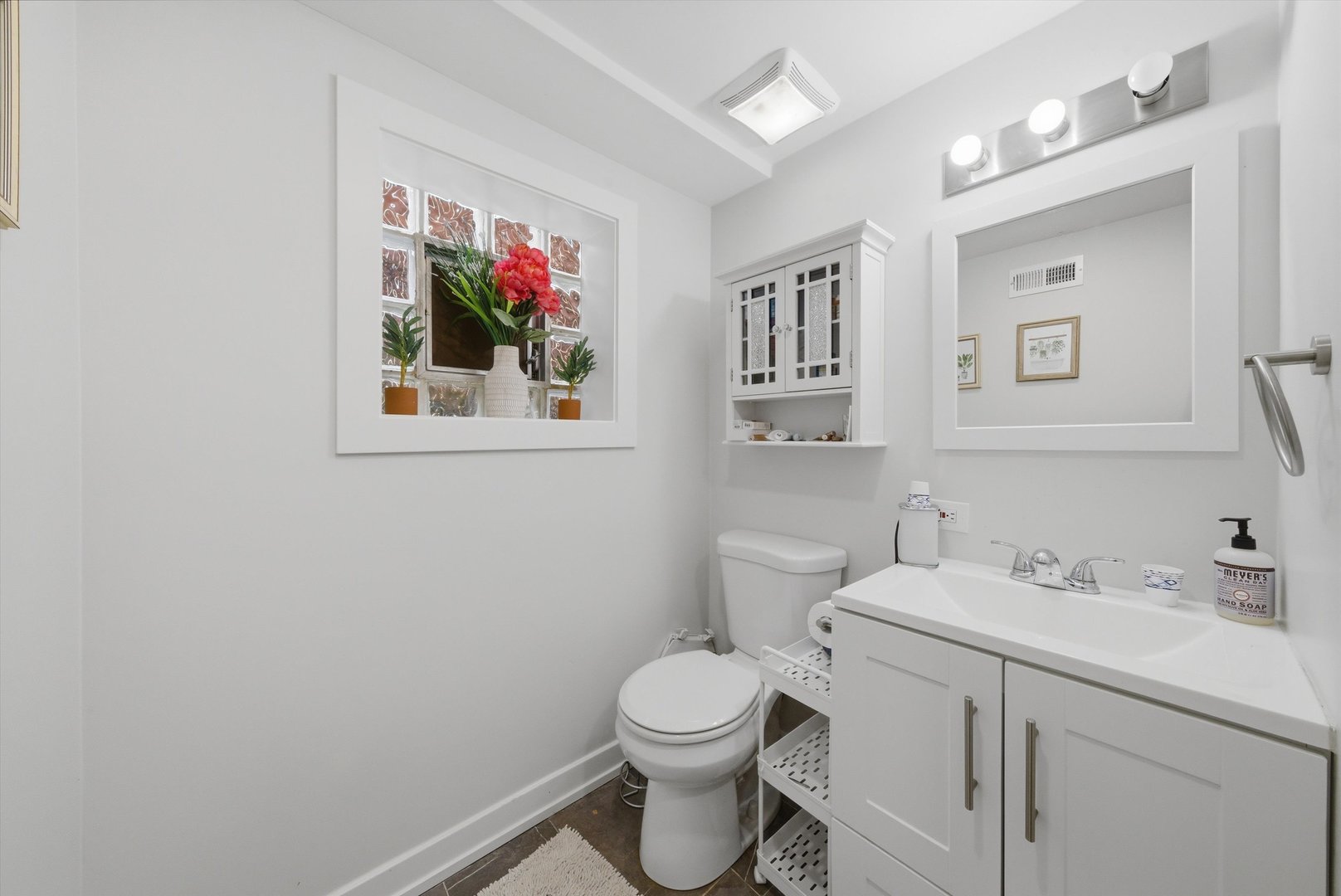 4933 North Keeler Avenue Chicago IL 60630