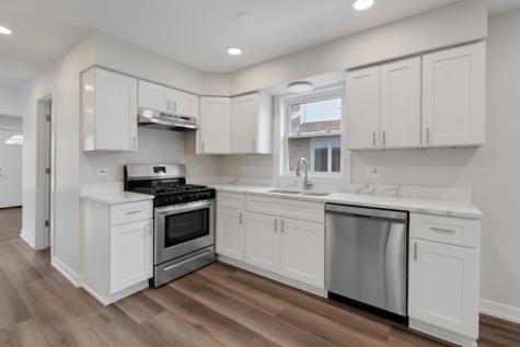 4933 North Keeler Avenue Chicago IL 60630