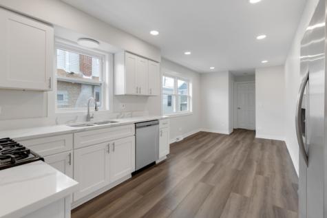 4933 North Keeler Avenue Chicago IL 60630