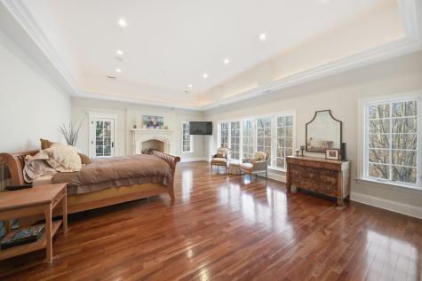 1128 Mt. Pleasant Road Winnetka IL 60093