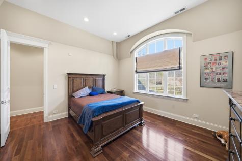 1128 Mt. Pleasant Road Winnetka IL 60093