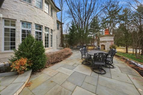 1128 Mt. Pleasant Road Winnetka IL 60093