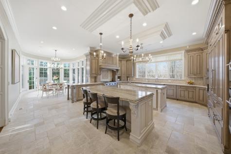 1128 Mt. Pleasant Road Winnetka IL 60093