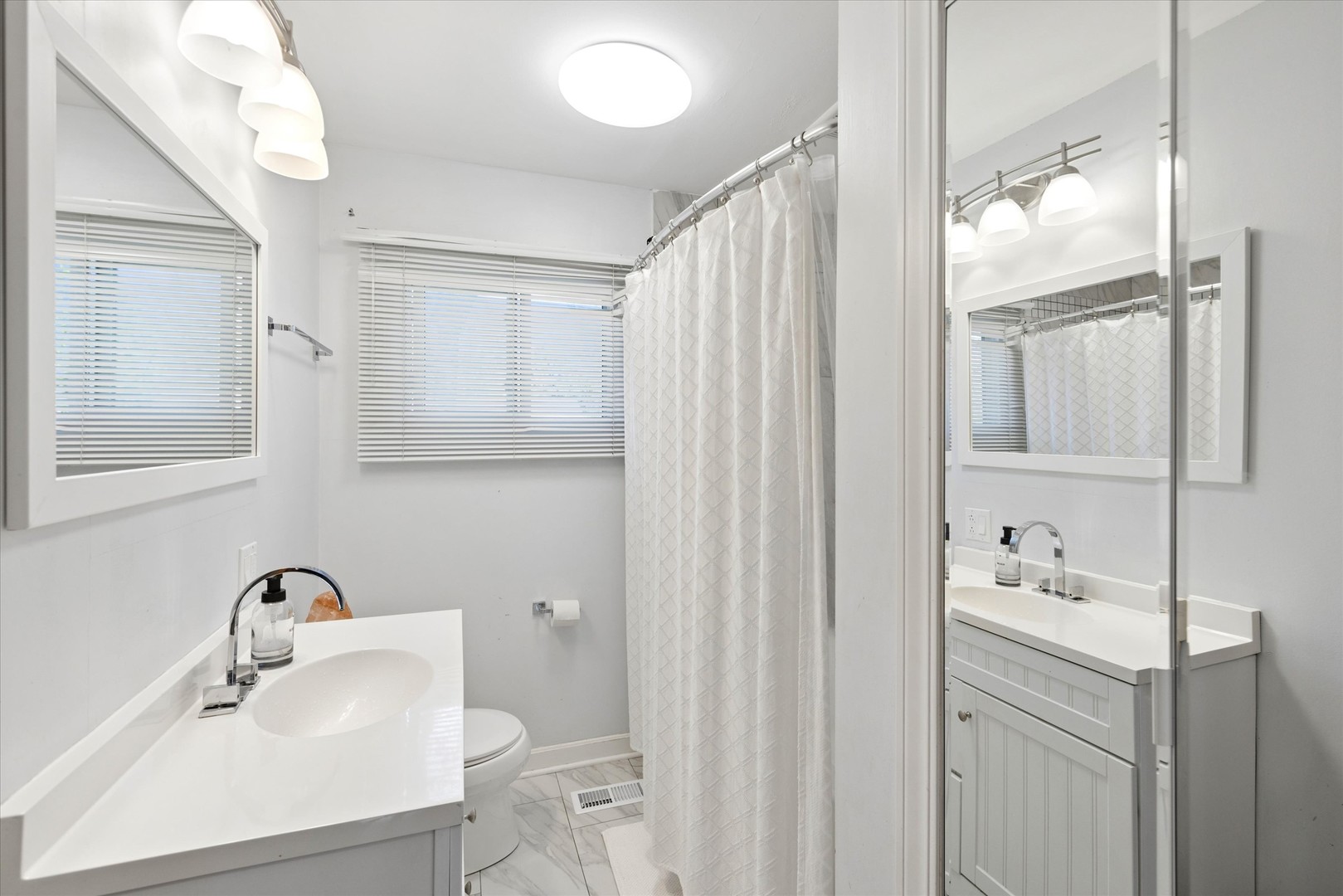 1205 South Chase Street Wheaton IL 60189