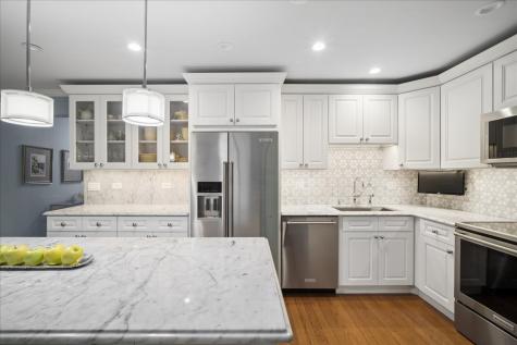1617 Winnetka Road Glenview IL 60025