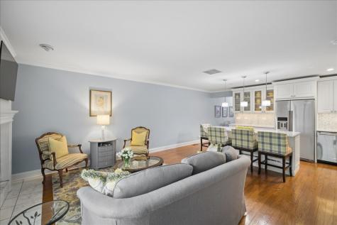 1617 Winnetka Road Glenview IL 60025