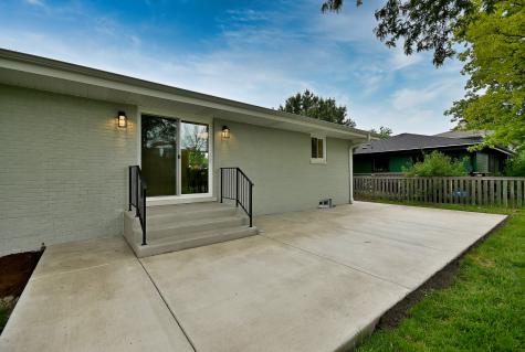 675 South Edgewood Avenue Elmhurst IL 60126