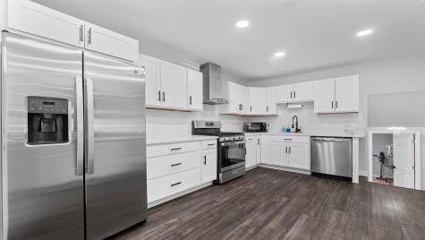9517 Lavergne Avenue Skokie IL 60077
