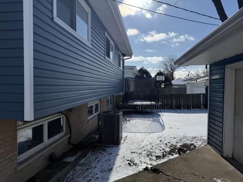 46 North Grant Drive Addison IL 60101