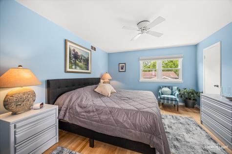 29 Tupelo Avenue Naperville IL 60540
