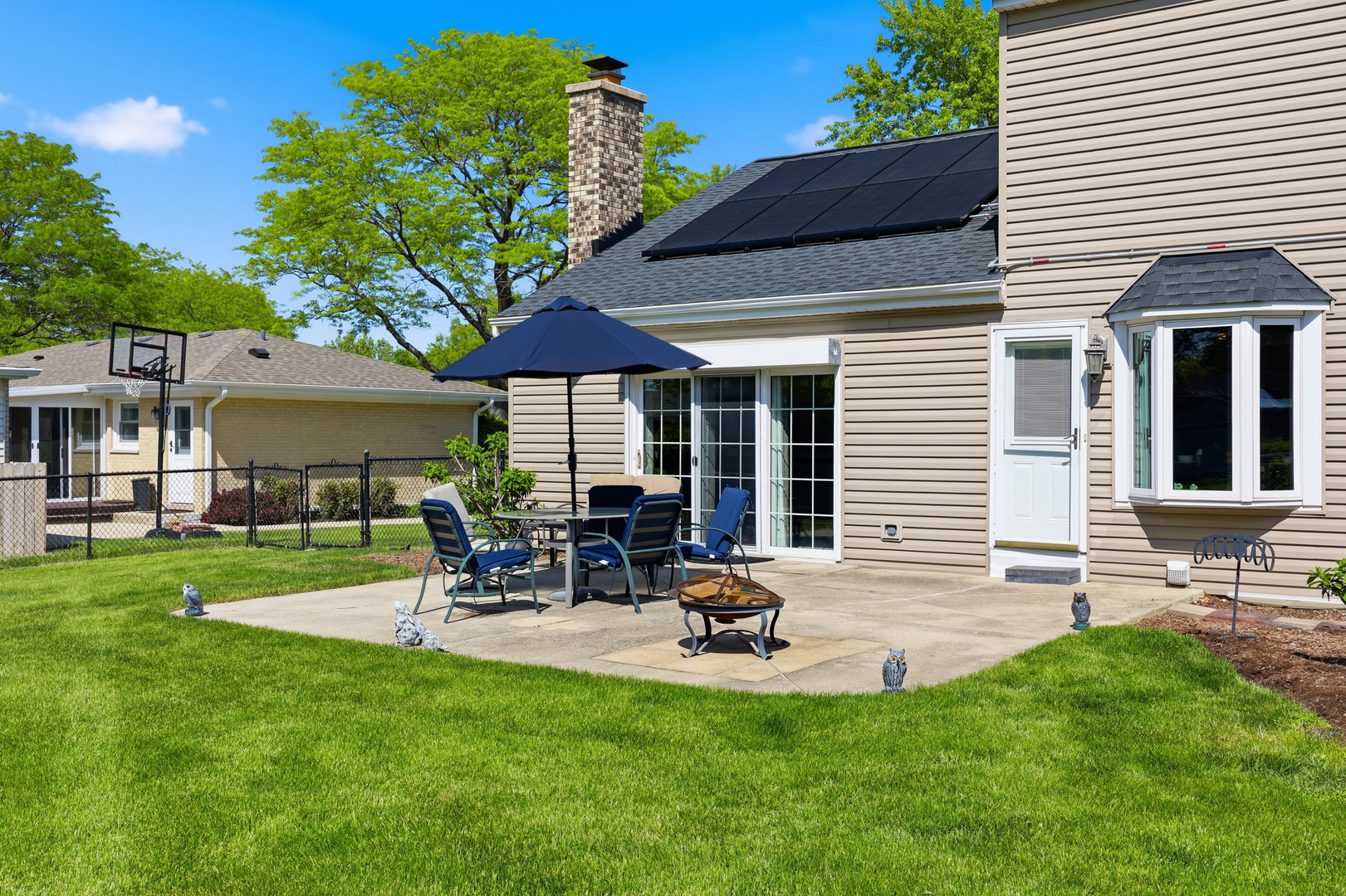 254 Woodville Lane Schaumburg IL 60193