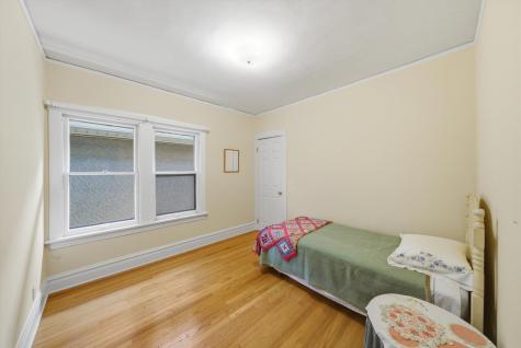 704 Clarence Avenue Oak Park IL 60304