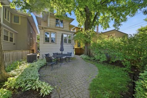 704 Clarence Avenue Oak Park IL 60304