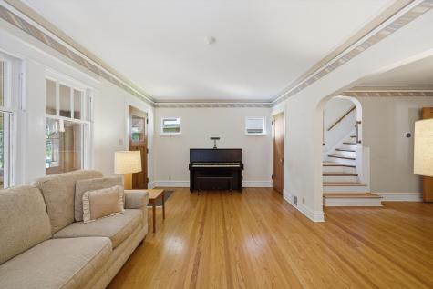 704 Clarence Avenue Oak Park IL 60304