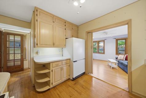 704 Clarence Avenue Oak Park IL 60304