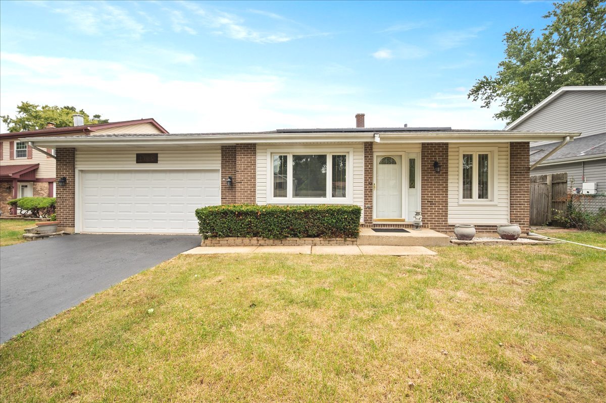 1110 Hunter Street Lombard IL 60148