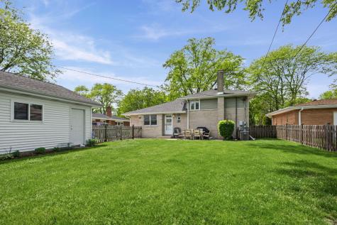 21 North Waterman Avenue Arlington Heights IL 60004