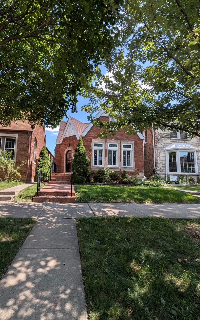 1639 North Normandy Avenue Chicago IL 60707