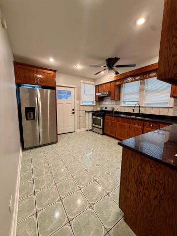 2136 North 75th Avenue Elmwood Park IL 60707