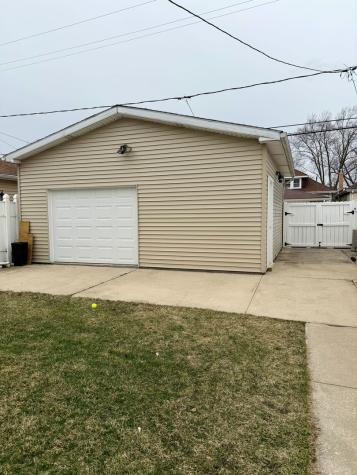 2136 North 75th Avenue Elmwood Park IL 60707