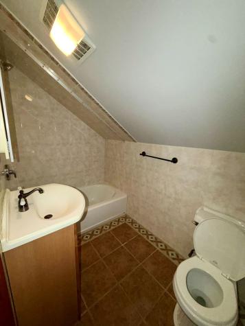 2136 North 75th Avenue Elmwood Park IL 60707