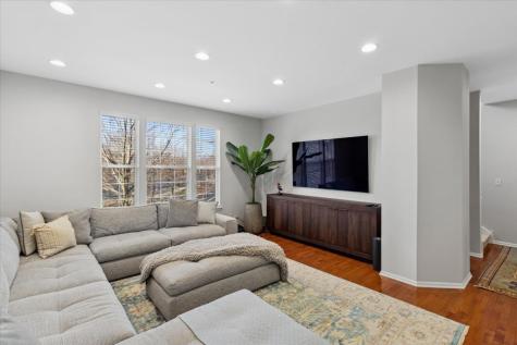 2609 North Greenwood Avenue Arlington Heights IL 60004