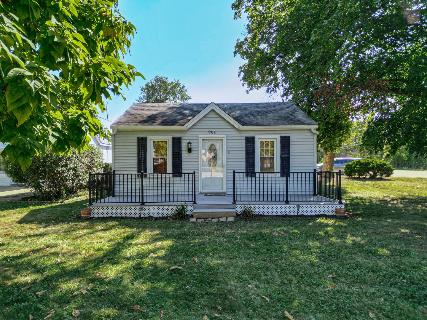 901 East Babcock Avenue Addison IL 60101