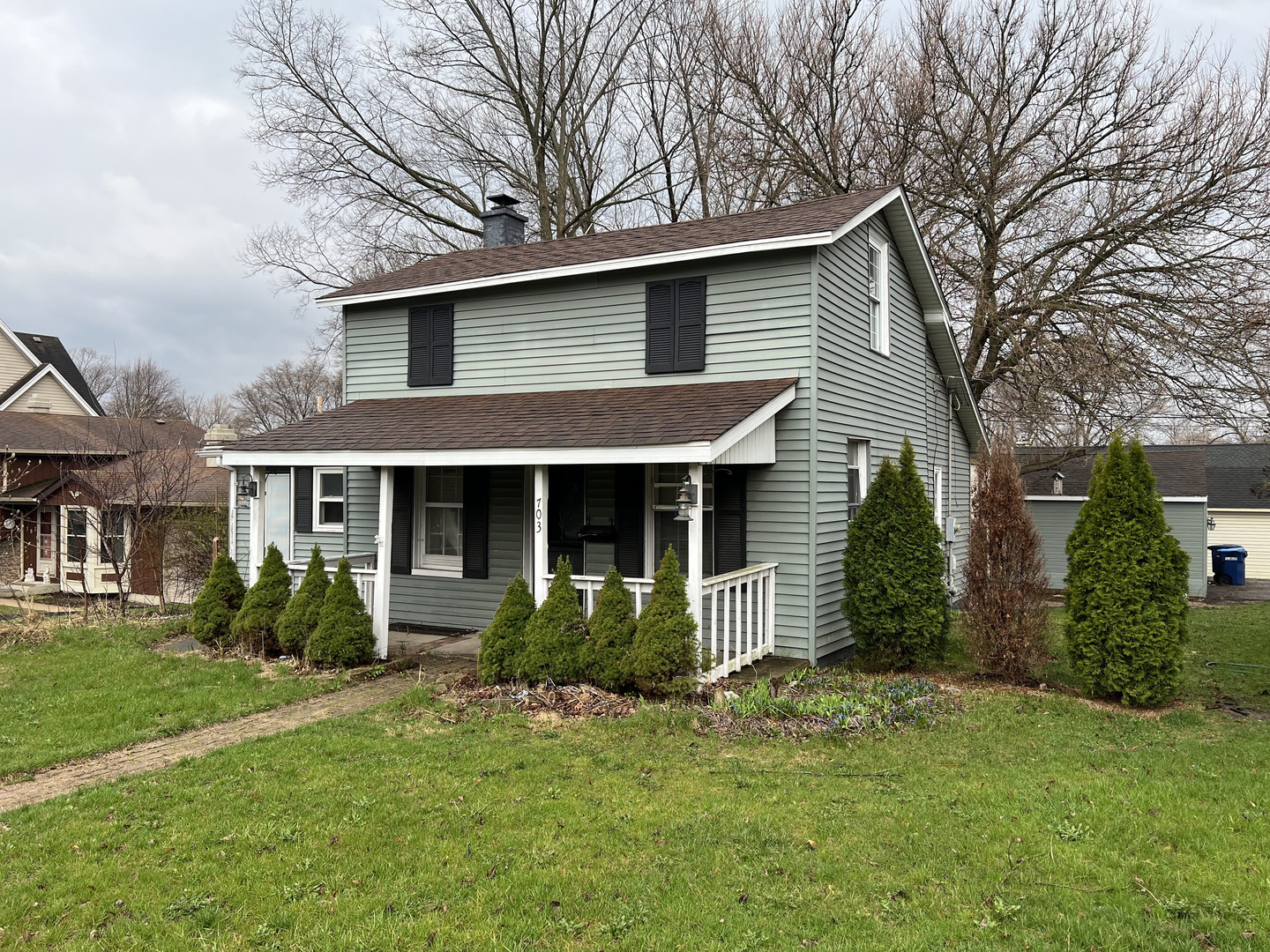 703 South 7th Avenue St. Charles IL 60174