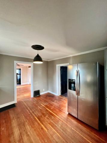 703 South 7th Avenue St. Charles IL 60174