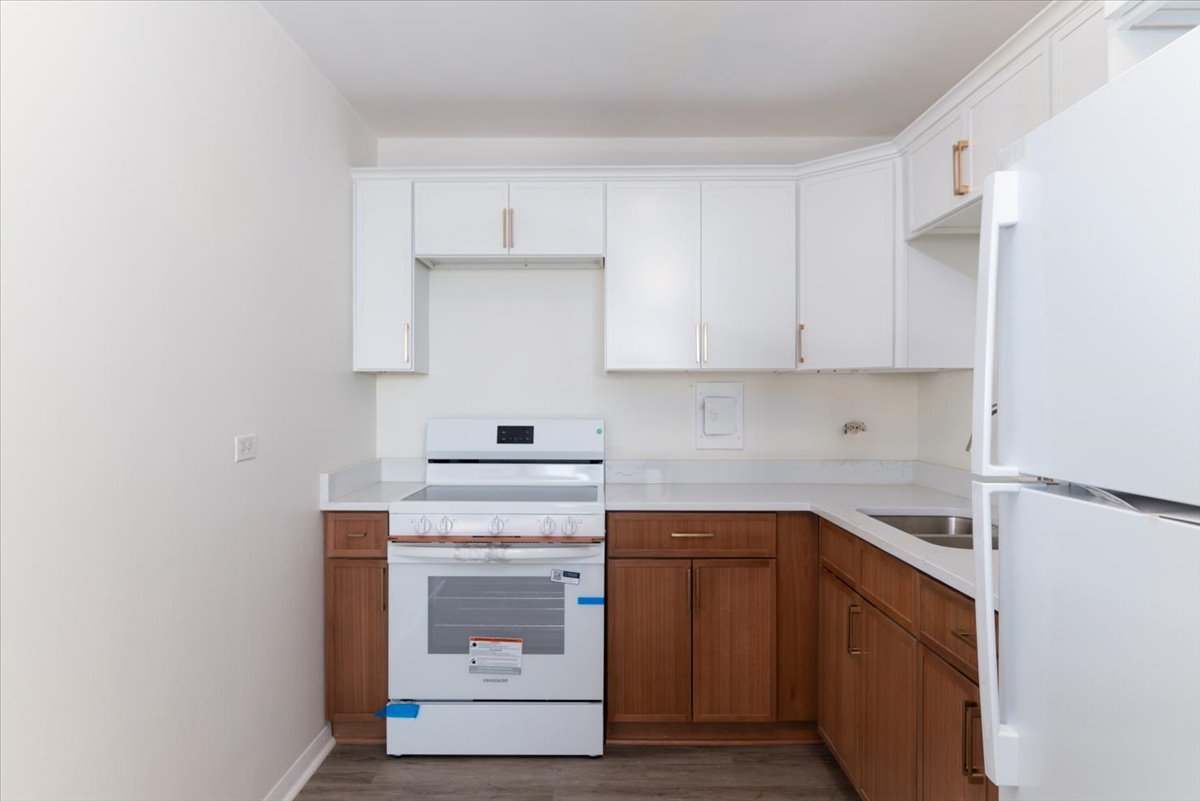 6300 North Sheridan Road Chicago IL 60660