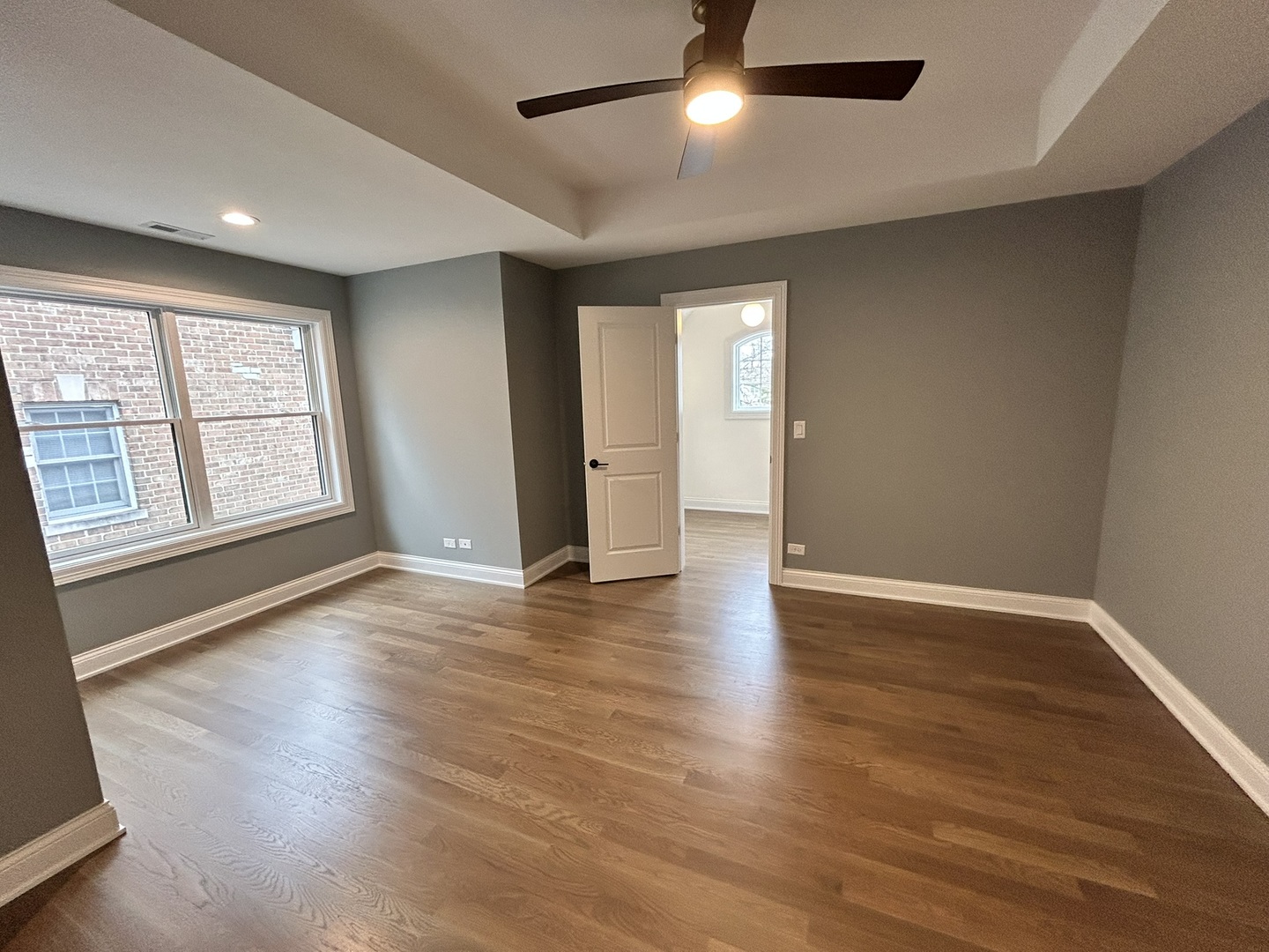 512 North Emroy Avenue Elmhurst IL 60126