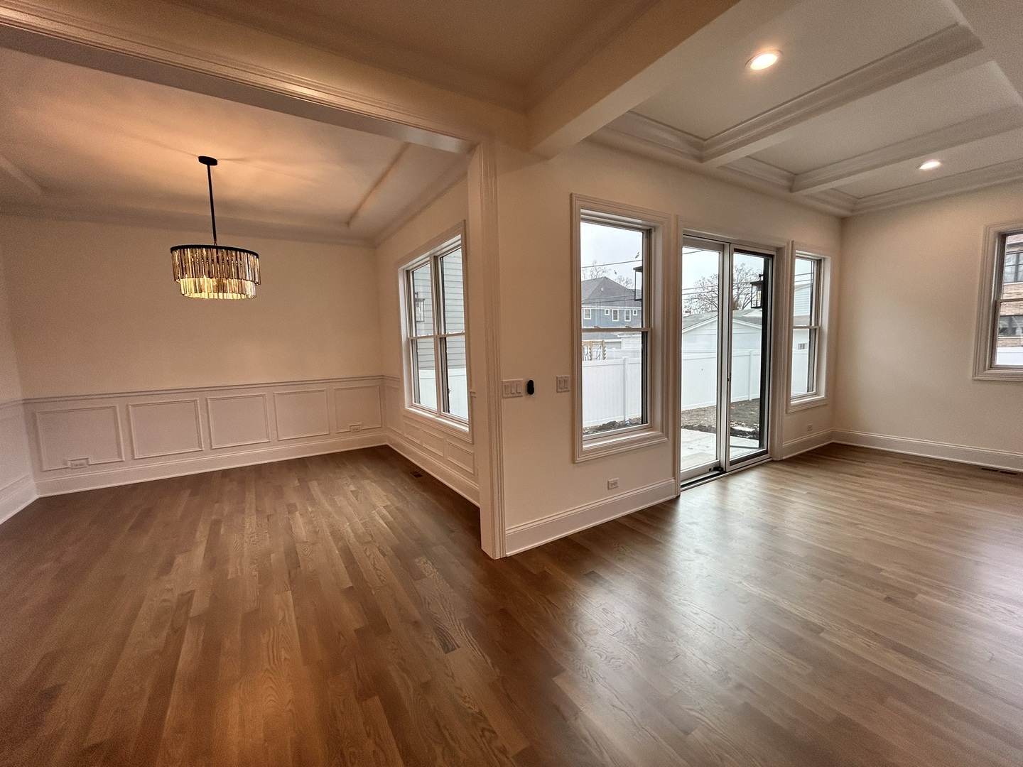 512 North Emroy Avenue Elmhurst IL 60126