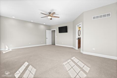 8043 Tamarack Lane Morris IL 60450
