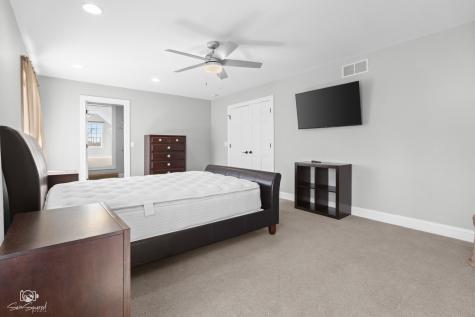 8043 Tamarack Lane Morris IL 60450