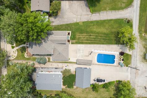 8043 Tamarack Lane Morris IL 60450
