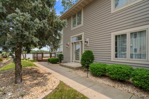 8043 Tamarack Lane Morris IL 60450