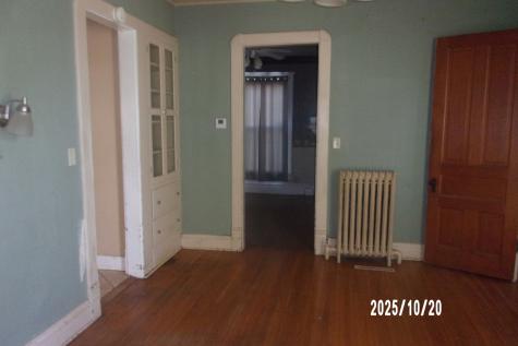 103 South Belmont Avenue Watseka IL 60970
