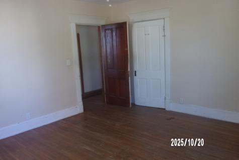 103 South Belmont Avenue Watseka IL 60970