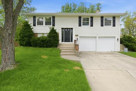 2S206 Mayfield Lane Glen Ellyn IL 60137
