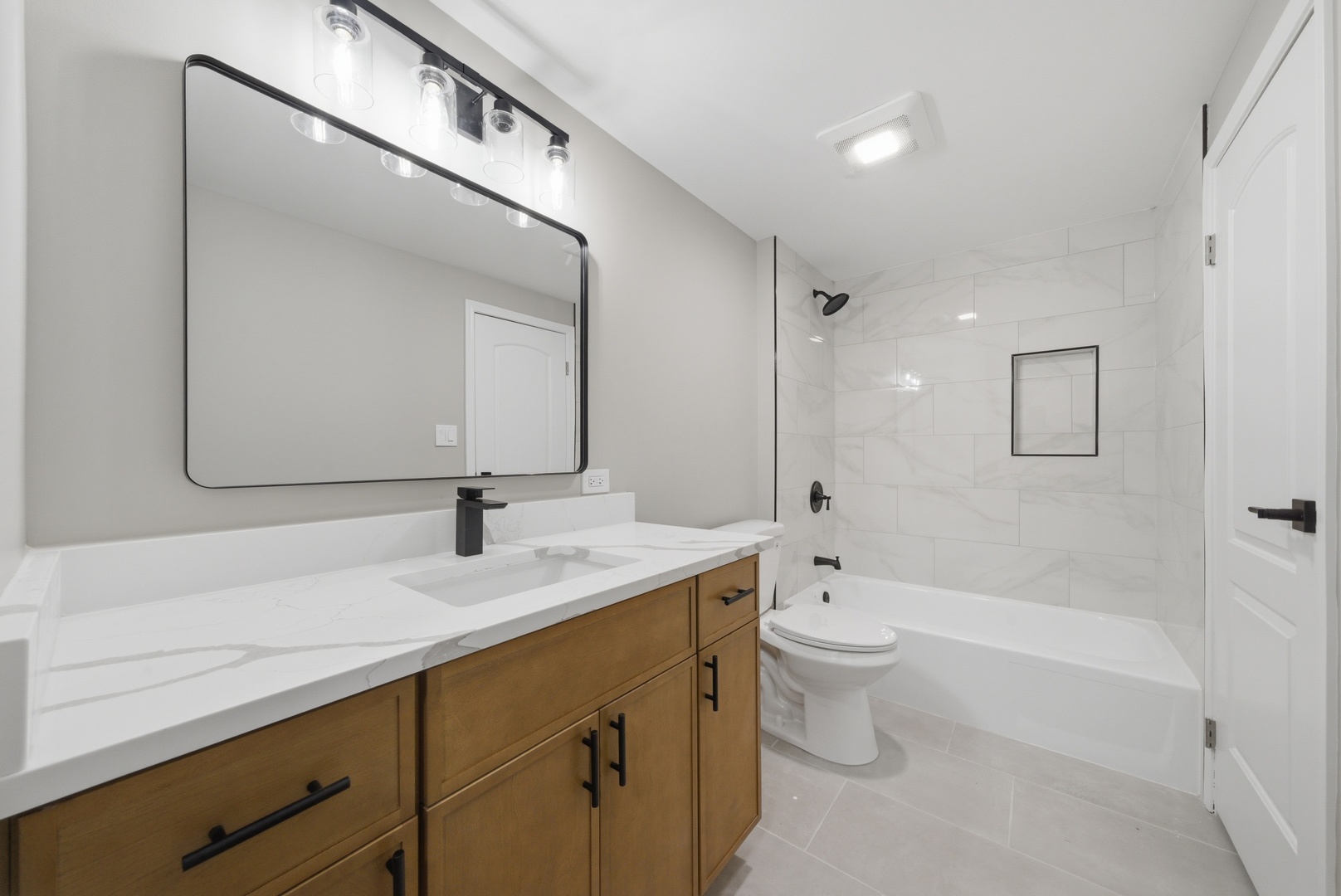 2S206 Mayfield Lane Glen Ellyn IL 60137
