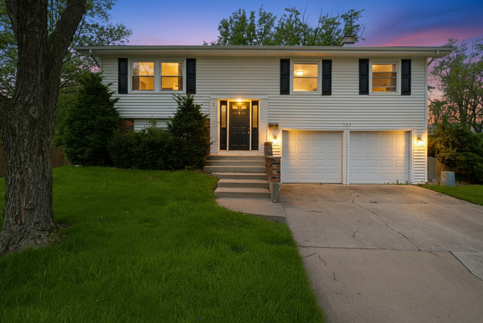 2S206 Mayfield Lane Glen Ellyn IL 60137