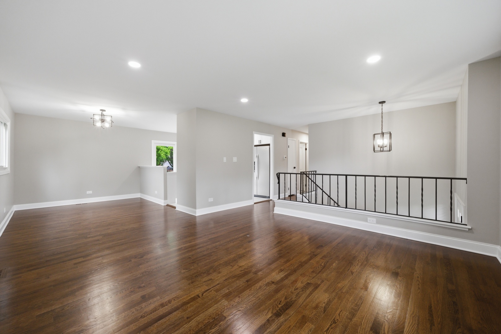 2S206 Mayfield Lane Glen Ellyn IL 60137