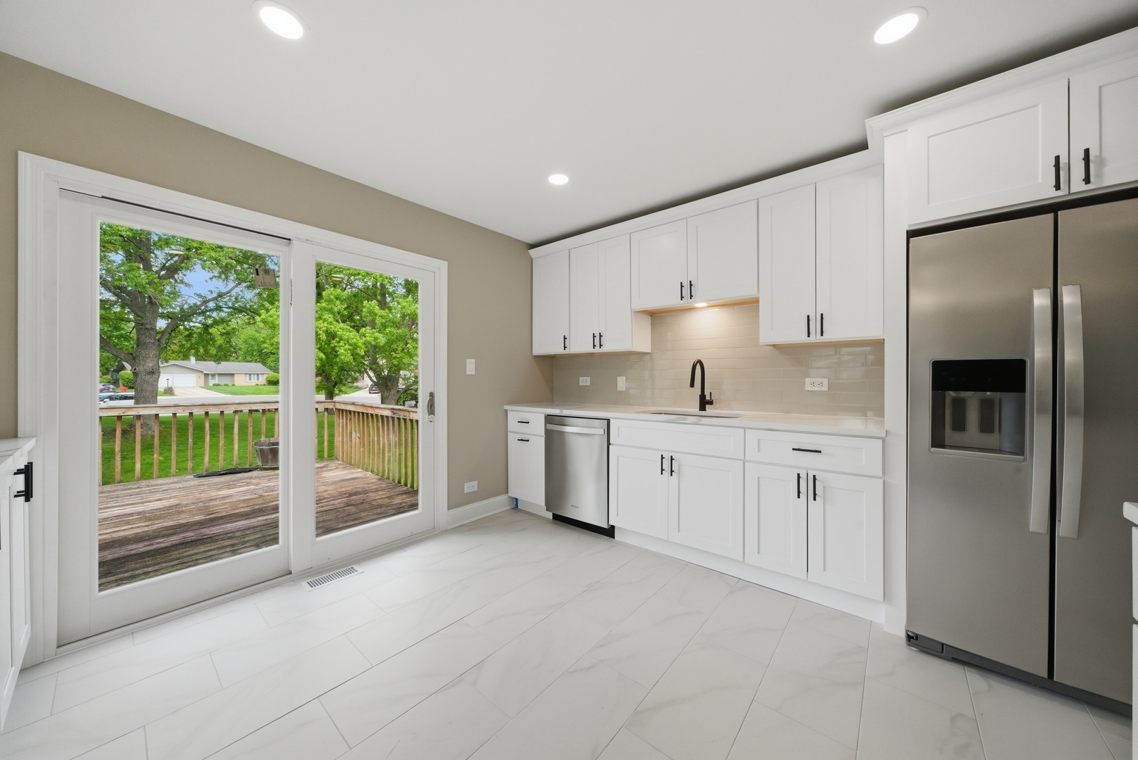 2S206 Mayfield Lane Glen Ellyn IL 60137