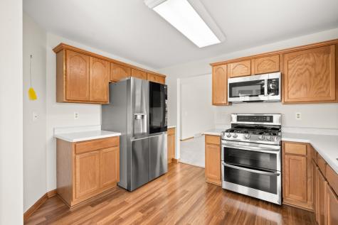 183 Mclaren Drive N Sycamore IL 60178