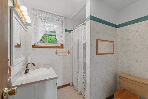 104 Choctaw Trail Loda IL 60948